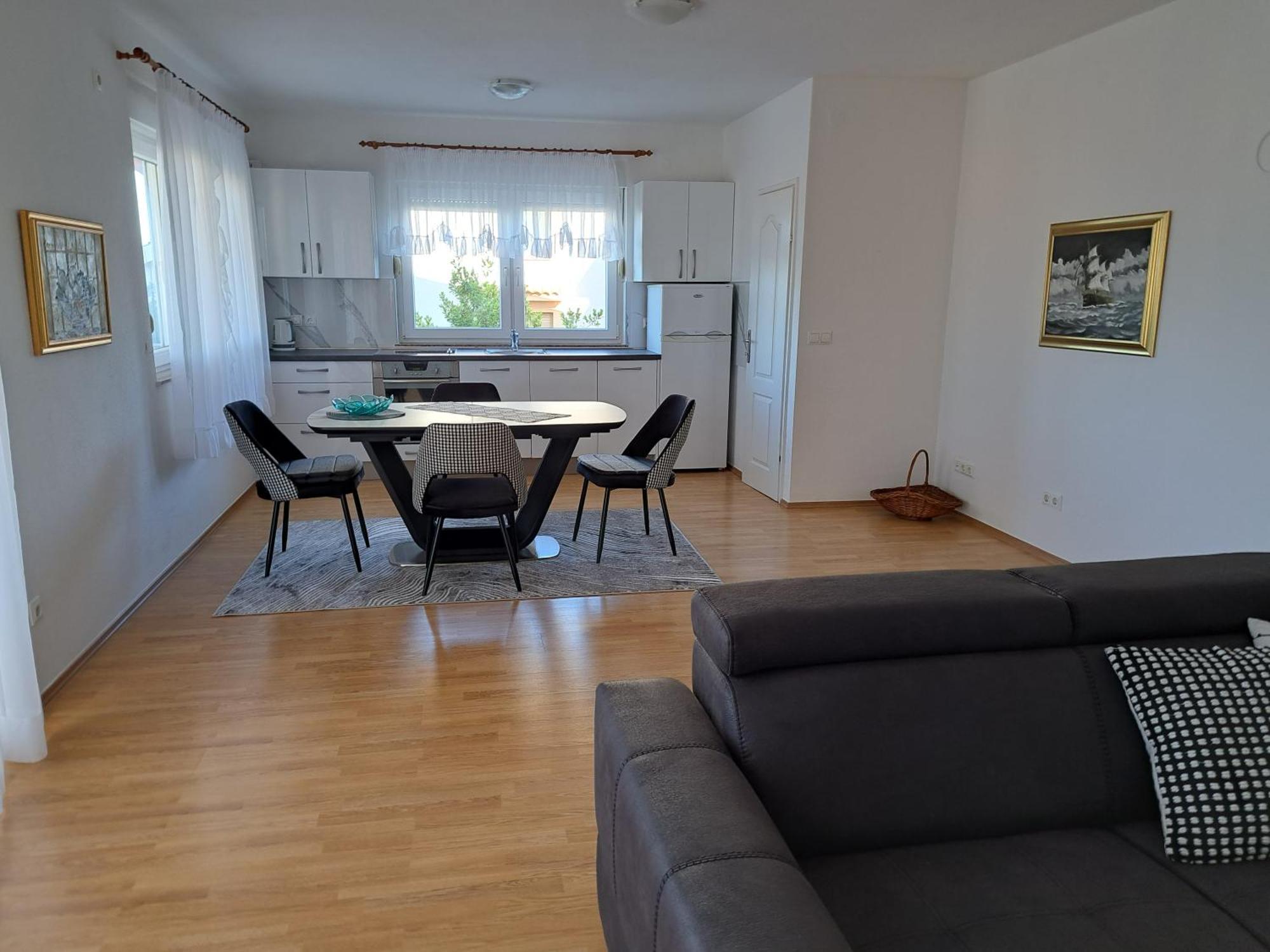 Apartments Pink House Повляна Екстериор снимка